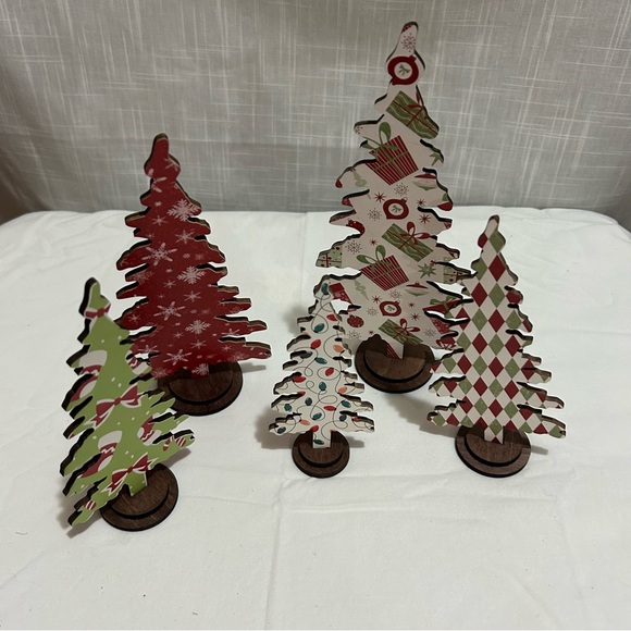 Amazon Other - Set of 5 wooden Christmas Trees NWT